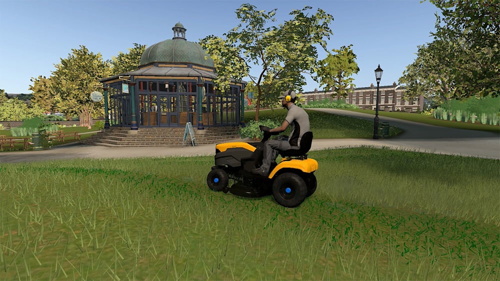 Lawn Mowing Simulator 4