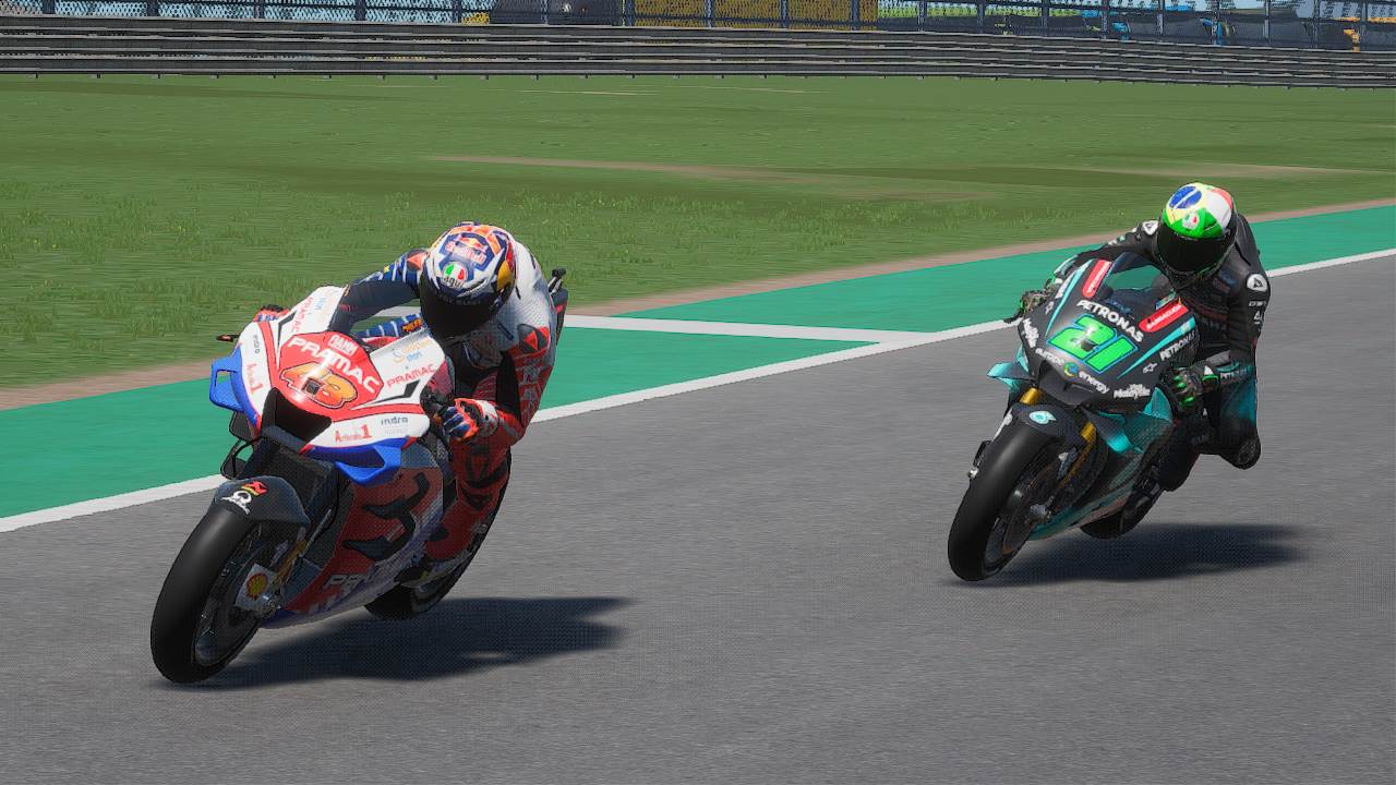 MotoGP™19 6