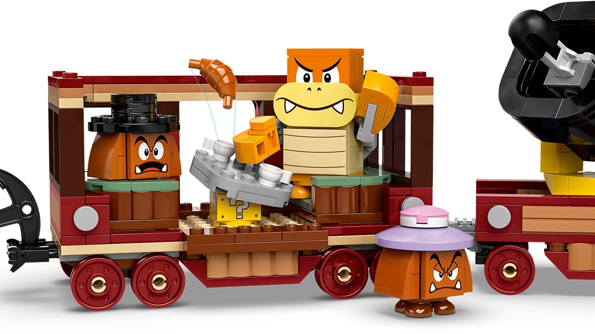 LEGO® Super Mario™ The Bowser™ Express Train 7