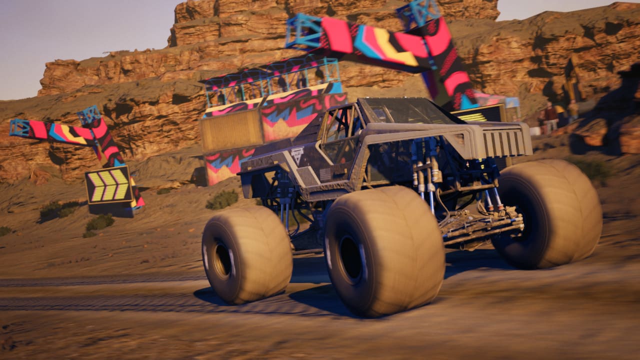 Monster Jam™ Showdown - Soldiers & Pirates 5