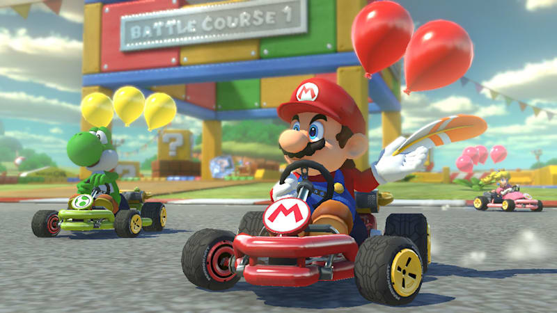 Mario Kart 8 + Racing Wheel Pro Deluxe Bundle
