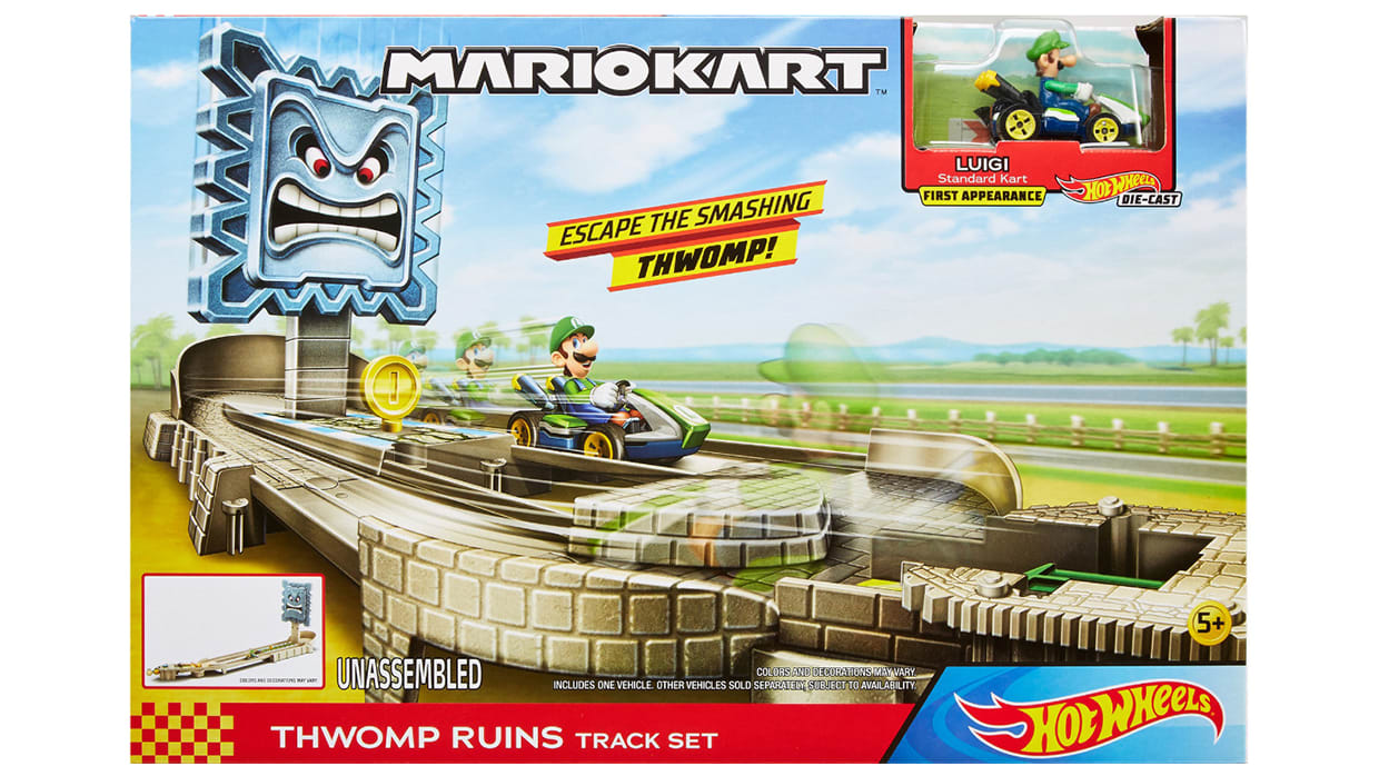 MATTEL NINTENDO HOT WHEELS MARIO KART CIRCUIT TRACK SET WITH 4