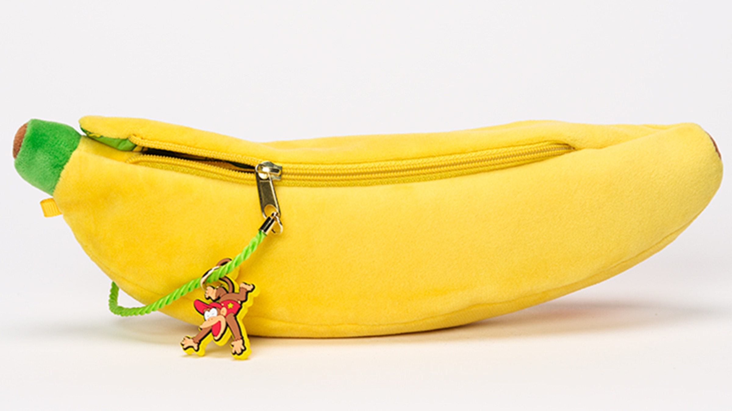 Donkey Kong Banana Zip Pouch - Nintendo Official Site