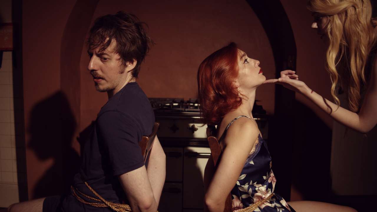 #4. Dark Nights with Poe and Munro (Nintendo) 由: D'Avekki Studios