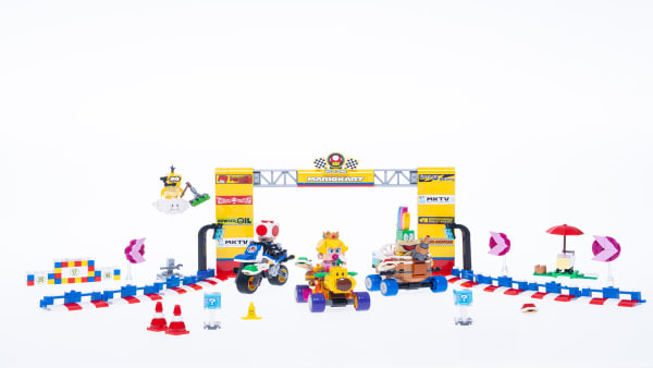 3 2 1 GO The LEGO Group Reveals First Ever LEGO Super Mario Mario Kart Sets News Nintendo Official Site