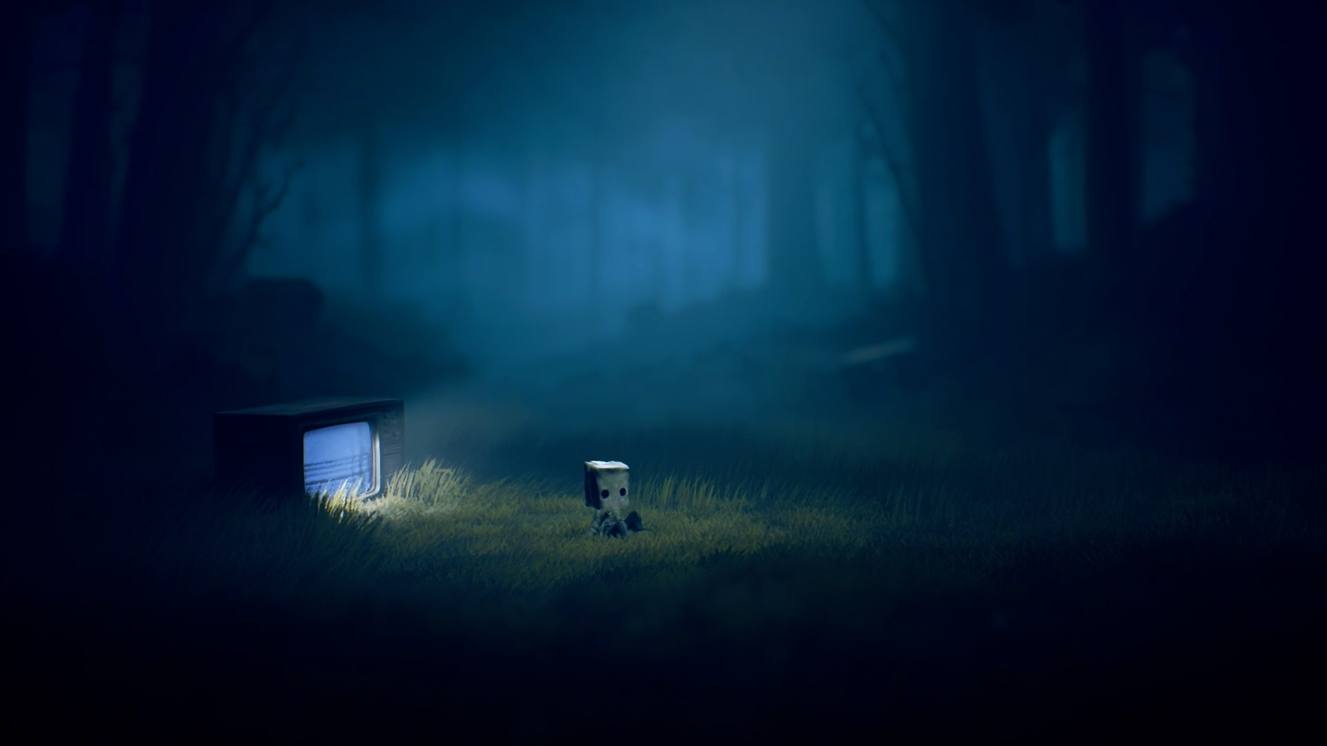Mono near a television in a dark Little Nightmares II forest scene